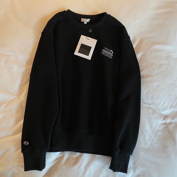 brand hoodie 21 early autumn new small fragrance bag foam printing sleeve metal buckle decoration reduced age round neck pullover women', Black
brand hoodie 21 early autumn new small fragrance bag foam printing sleeve metal buckle decoration reduced age round neck pullover women', Black