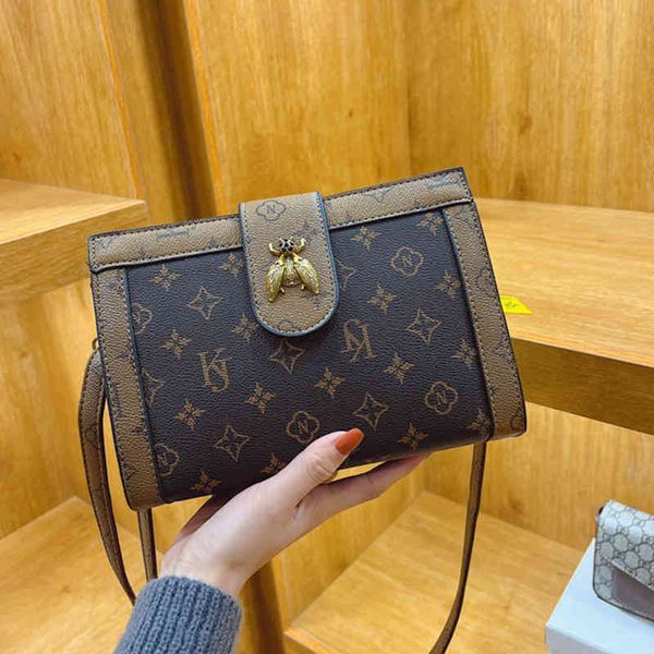 2022 factory wholesale ins light luxury women's winter fashion high-capacity foreign style single shoulder messenger bag versatile smal
2022 factory wholesale ins light luxury women's winter fashion high-capacity foreign style single shoulder messenger bag versatile smal