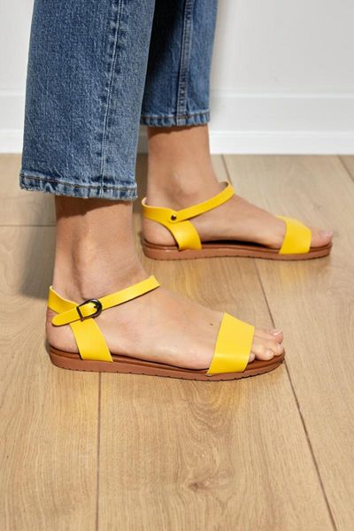sandals women's yellow shoes, Black
sandals women's yellow shoes, Black