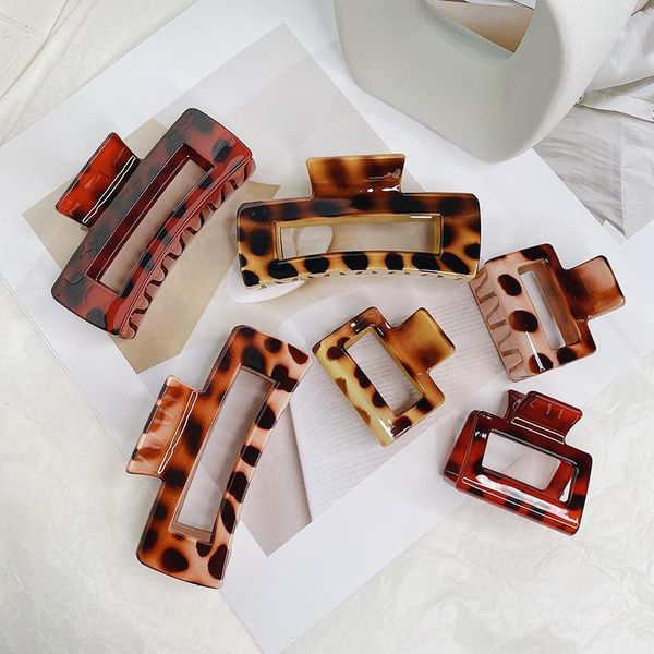 fashion leopard hair clip women claw vintage geometry hollow square crab for girls hairclip accessories headwear1
fashion leopard hair clip women claw vintage geometry hollow square crab for girls hairclip accessories headwear1