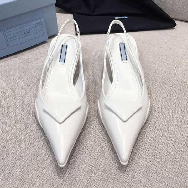 slippers sandals 2021 new pujia triangle pointed letter cat heel sandals women's net zly, Black
slippers sandals 2021 new pujia triangle pointed letter cat heel sandals women's net zly, Black