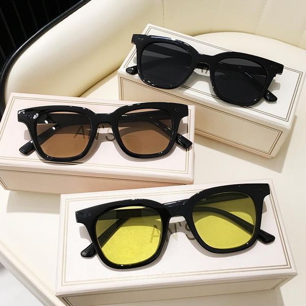 sunglasses yellow lens glasses korean star female transparent retro square street po male fashionpersonalityhiphop, White;black
sunglasses yellow lens glasses korean star female transparent retro square street po male fashionpersonalityhiphop, White;black