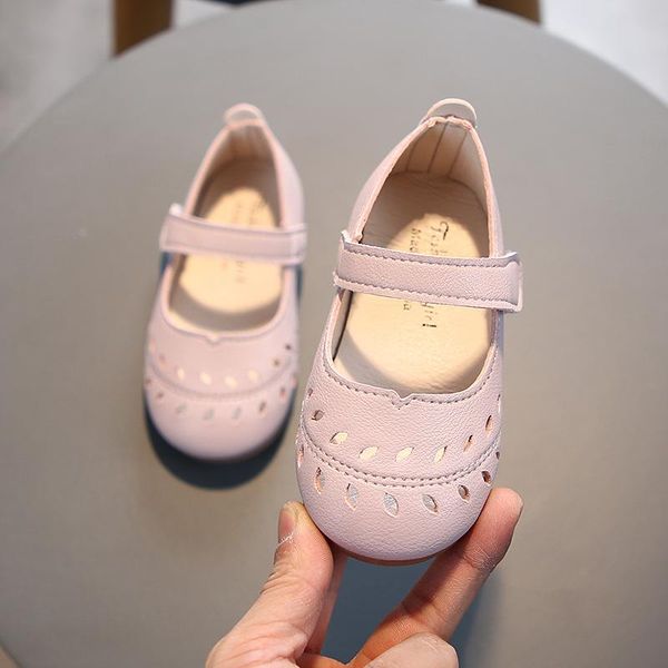 fashion breathable cut-outs school girls shoes 2021 spring summer leaf solid color princess children party wedding sandals flat, Black;grey
fashion breathable cut-outs school girls shoes 2021 spring summer leaf solid color princess children party wedding sandals flat, Black;grey