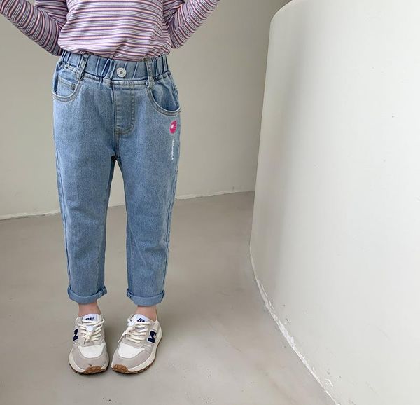 jeans children's girls 2021 spring and autumn outerwear baby girl embroidered trousers denim pant kids, Blue
jeans children's girls 2021 spring and autumn outerwear baby girl embroidered trousers denim pant kids, Blue
