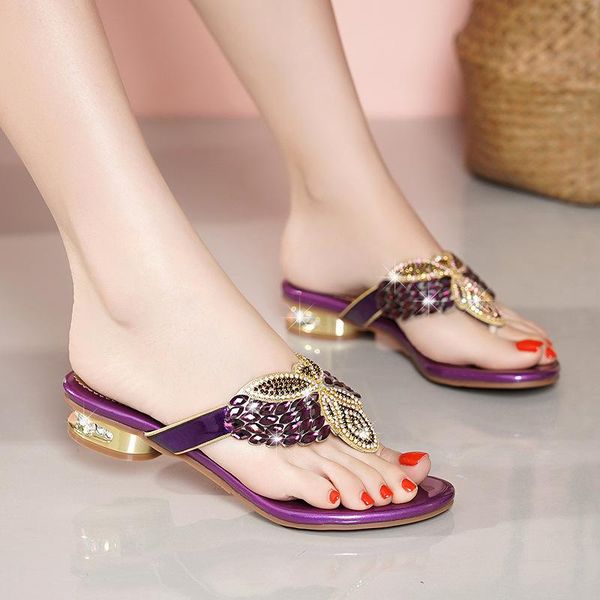 med shoes woman 2021 glitter slides slippers for swimming pool fashion pantofle rubber flip flops jelly beach luxury flat, Black
med shoes woman 2021 glitter slides slippers for swimming pool fashion pantofle rubber flip flops jelly beach luxury flat, Black