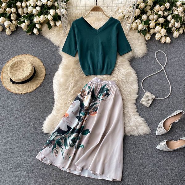 two piece dress gentle wind suit women's short-sleeved knitted , all-match design, two-piece printed skirts fwmb, White
two piece dress gentle wind suit women's short-sleeved knitted , all-match design, two-piece printed skirts fwmb, White