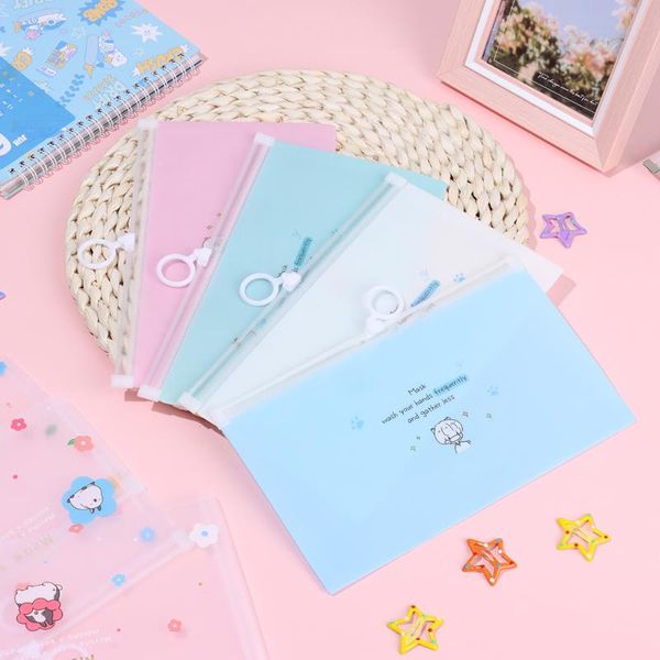 storage bags 4pcs mask case container portable travel organizer plastic face temporary covering holder boxes
storage bags 4pcs mask case container portable travel organizer plastic face temporary covering holder boxes
