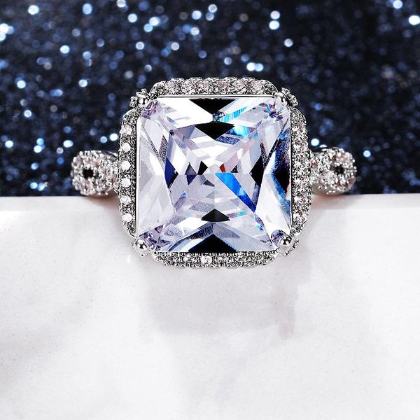 wedding rings bling big square cubic zirconia for women luxury bridal engagement ring twist design statement female jewelry, Slivery;golden
wedding rings bling big square cubic zirconia for women luxury bridal engagement ring twist design statement female jewelry, Slivery;golden