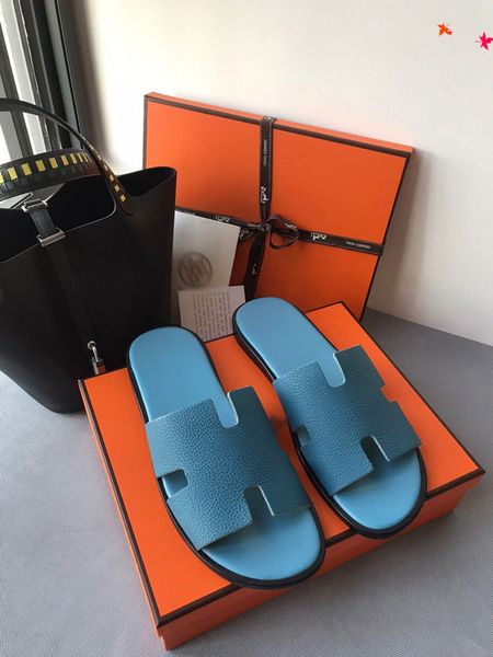 2021 newset classic men slippers man flip flops strawberry beach thick bottom shoes platform alphabet mens sandals leather high heel slipper, Black
2021 newset classic men slippers man flip flops strawberry beach thick bottom shoes platform alphabet mens sandals leather high heel slipper, Black