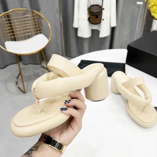 2022peep toe women flip flops round heels runway slippers round toes back straps slip on female party dress high heel slipper w, Black
2022peep toe women flip flops round heels runway slippers round toes back straps slip on female party dress high heel slipper w, Black