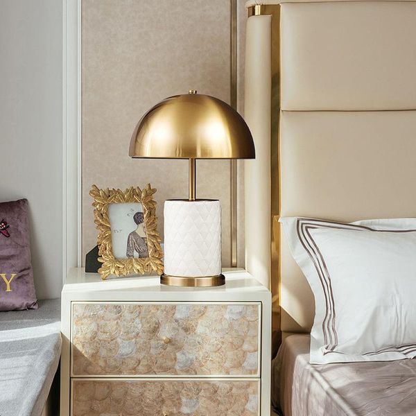 table lamps light luxury post modern simple desk lamp fashion creative living room bedroom bedside study decoration el
table lamps light luxury post modern simple desk lamp fashion creative living room bedroom bedside study decoration el