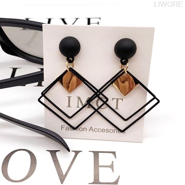 fashion geometric circle temperament female earrings pendant wild simple atmosphere gift jewelry stud, Golden;silver
fashion geometric circle temperament female earrings pendant wild simple atmosphere gift jewelry stud, Golden;silver