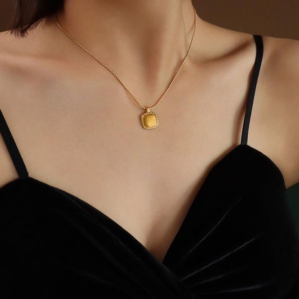 pendant necklaces french geometric square necklace for women elegant titanium steel clavicle chain party wedding jewelry gift, Silver
pendant necklaces french geometric square necklace for women elegant titanium steel clavicle chain party wedding jewelry gift, Silver