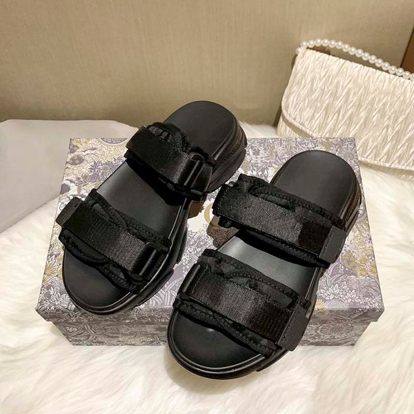 women luxurys designers slippers summer platform sandals classic mules slides quilted velcro mule heel oblique jacquard real leather womens, Black
women luxurys designers slippers summer platform sandals classic mules slides quilted velcro mule heel oblique jacquard real leather womens, Black