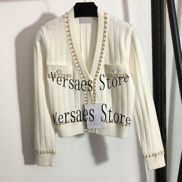 women's knits & tees 2021 luxury design bright silk blended cardigan temperament metal single breasted striped v-neck long sleeved, White
women's knits & tees 2021 luxury design bright silk blended cardigan temperament metal single breasted striped v-neck long sleeved, White