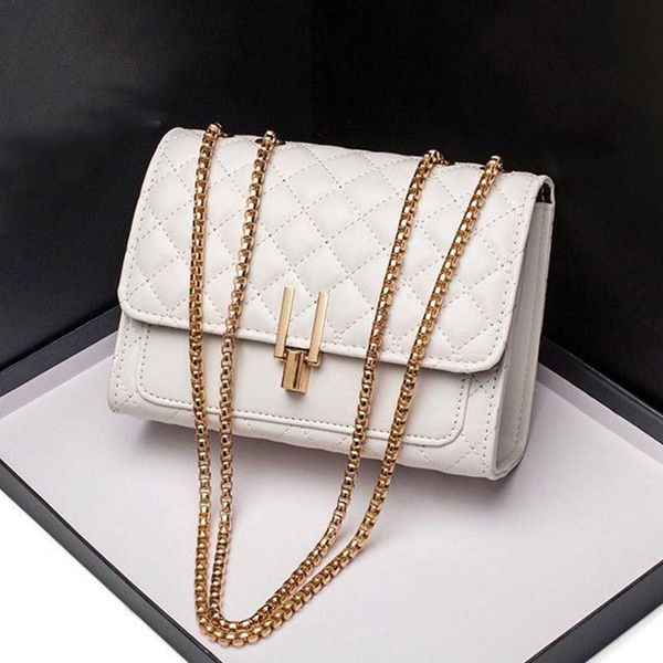 evening bags classic women shoulder bag wearable waterproof material multifunctional large capacity design fashion messenger small square
evening bags classic women shoulder bag wearable waterproof material multifunctional large capacity design fashion messenger small square