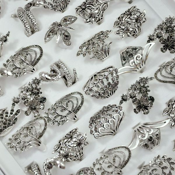 retro flowers and plants band ring plating ancient silver alloy jewelry rings fashion accessories rhinestone finger ring 2 18yd g2b, Golden;silver
retro flowers and plants band ring plating ancient silver alloy jewelry rings fashion accessories rhinestone finger ring 2 18yd g2b, Golden;silver
