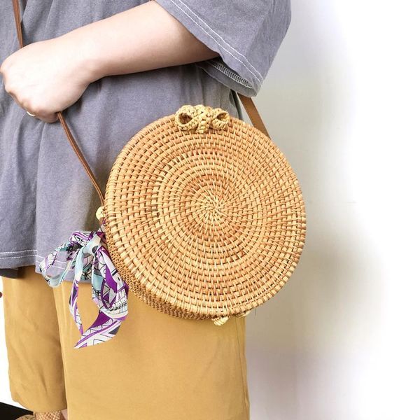 handbag women luxurys designers bags 2021 crossbody bag silk scarf rattan woven r purse multi pochette louisbags_18
handbag women luxurys designers bags 2021 crossbody bag silk scarf rattan woven r purse multi pochette louisbags_18