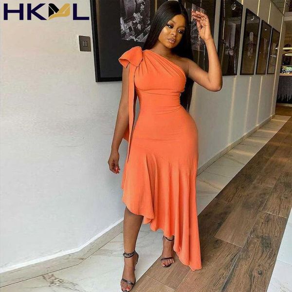 casual dresses summer 2021 women's lace up one shoulder slant collar mermaid dress night party irregular tight, Black;gray
casual dresses summer 2021 women's lace up one shoulder slant collar mermaid dress night party irregular tight, Black;gray