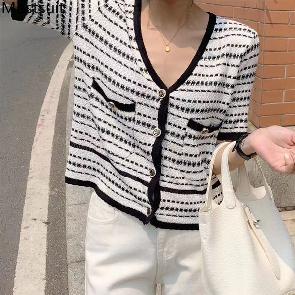 summer knitted cardigan women korean elegant vintage short sleeve ladies jumpers v-neck single breasted sweater femme 210514, White
summer knitted cardigan women korean elegant vintage short sleeve ladies jumpers v-neck single breasted sweater femme 210514, White