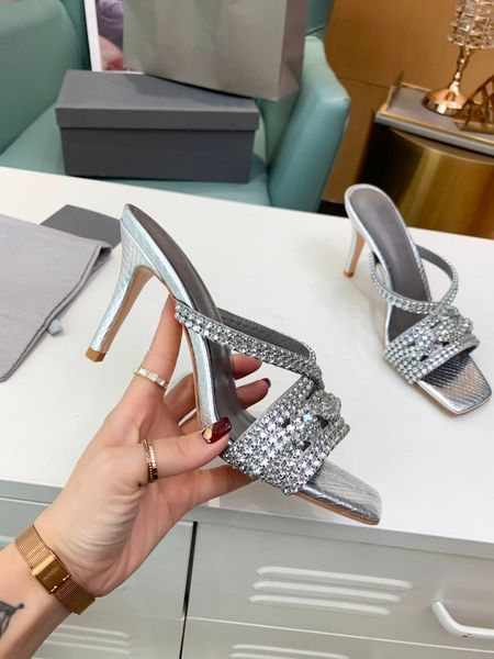 designer trendy fashion luxury women's slippers, high heels, explosive style diamonds, comfortable and generous,size 35-42, Black
designer trendy fashion luxury women's slippers, high heels, explosive style diamonds, comfortable and generous,size 35-42, Black