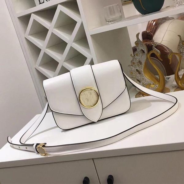 evening bags 2021 solid color luxury design luggage small square bag leather fashion shoulder handbag all-match messenger
evening bags 2021 solid color luxury design luggage small square bag leather fashion shoulder handbag all-match messenger