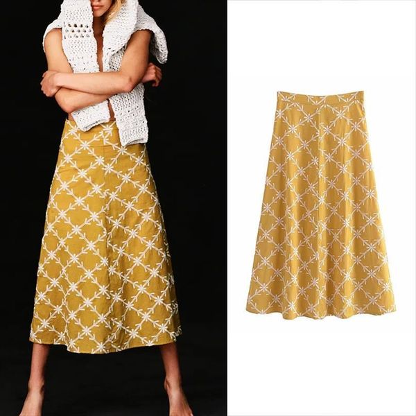 za summer yellow embroidered women skirt midi vintage floral elegant long high waist a line, Black
za summer yellow embroidered women skirt midi vintage floral elegant long high waist a line, Black