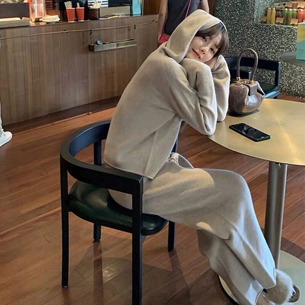 autumn winter knitted tracksuit women long sleeve hooded warm wool sweater pullovers + loose straight pants set two piece sets 210416, White
autumn winter knitted tracksuit women long sleeve hooded warm wool sweater pullovers + loose straight pants set two piece sets 210416, White