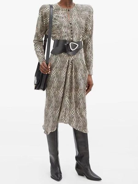 belts 2021 fashion triangle hardware buckle decorative coat belt dress women, Black;brown
belts 2021 fashion triangle hardware buckle decorative coat belt dress women, Black;brown