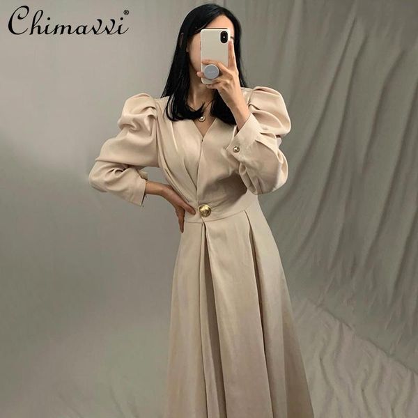 casual dresses korean elegant slimming black v neck dress women one button slim waist puff sleeve female high long, Black;gray
casual dresses korean elegant slimming black v neck dress women one button slim waist puff sleeve female high long, Black;gray