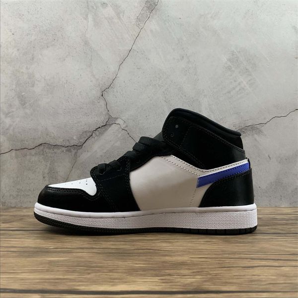 shoes mens 1 i mid black basketball womens jumpman 1s racer blue white designer sports sneakers
shoes mens 1 i mid black basketball womens jumpman 1s racer blue white designer sports sneakers
