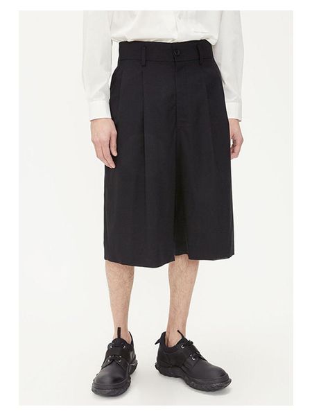 men's shorts spring and summer pure color straight tube high waist loose wide leg culottes contracted over the knee five pants, White;black
men's shorts spring and summer pure color straight tube high waist loose wide leg culottes contracted over the knee five pants, White;black