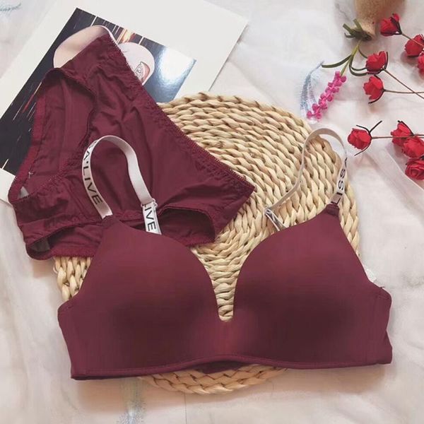 bras women's fashion seamless bra push up adjustable large size ladies wireless backless invisible, Red;black
bras women's fashion seamless bra push up adjustable large size ladies wireless backless invisible, Red;black