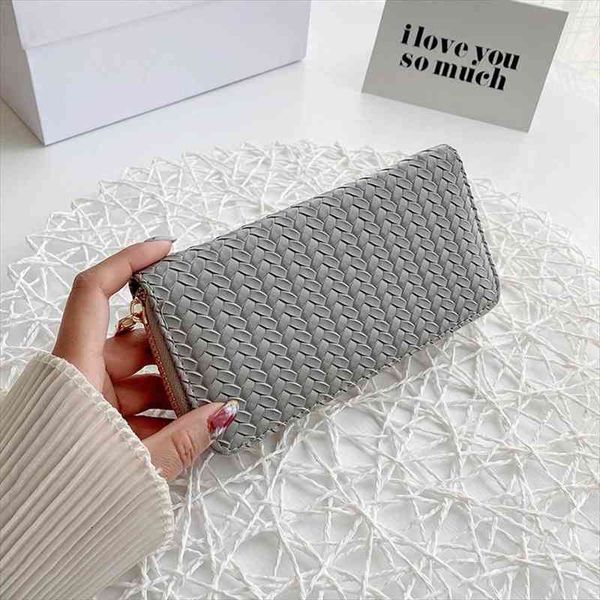 weave wrist handle phone case long section money pocket pouch handbag women purse card holder wallet, Red;black
weave wrist handle phone case long section money pocket pouch handbag women purse card holder wallet, Red;black
