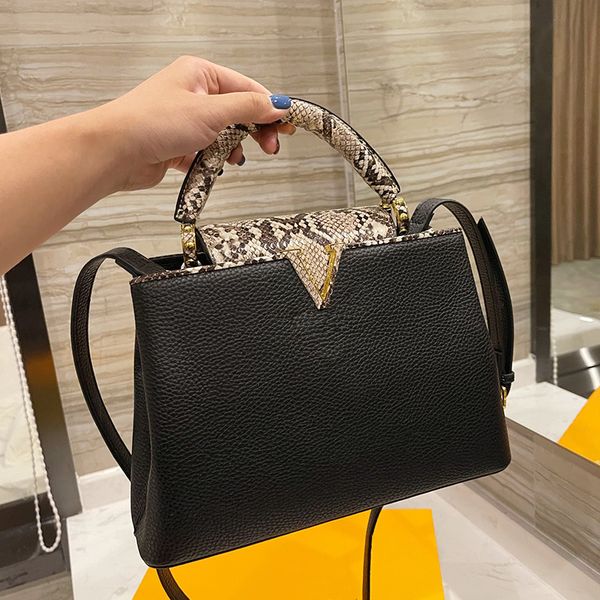 2021 new classic style designers ladies shoulder bags fashion luxurys all-match handbag leather snake skin pattern womans bag
2021 new classic style designers ladies shoulder bags fashion luxurys all-match handbag leather snake skin pattern womans bag
