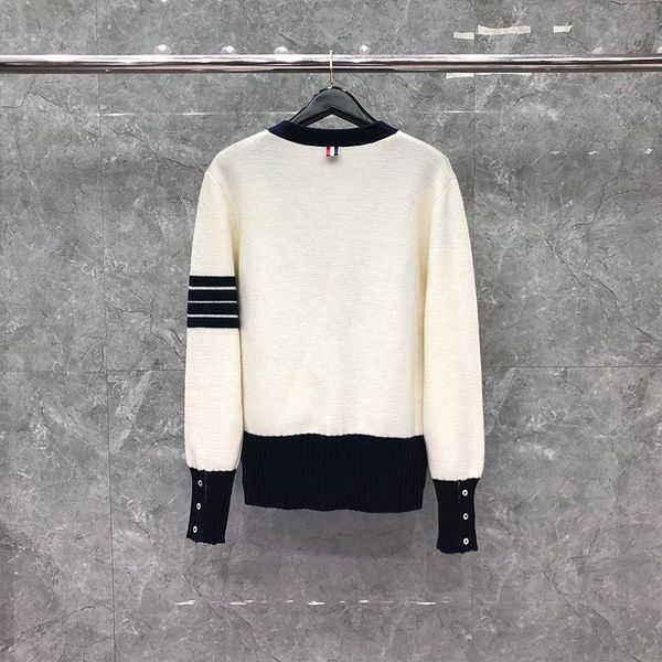 men's sweaters 2021 fashion brand men slim v-neck cardigans clothing striped patchwork wool thick autumn winter casual coat, White;black
men's sweaters 2021 fashion brand men slim v-neck cardigans clothing striped patchwork wool thick autumn winter casual coat, White;black