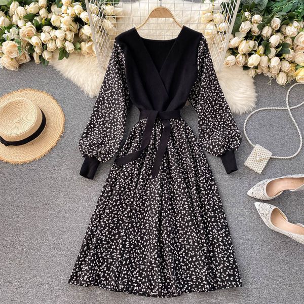 casual dresses autumn vintage knitted patchwork long women elegant v-neck lantern sleeve vestidos female high waist robe 2021 en2u, Black;gray
casual dresses autumn vintage knitted patchwork long women elegant v-neck lantern sleeve vestidos female high waist robe 2021 en2u, Black;gray