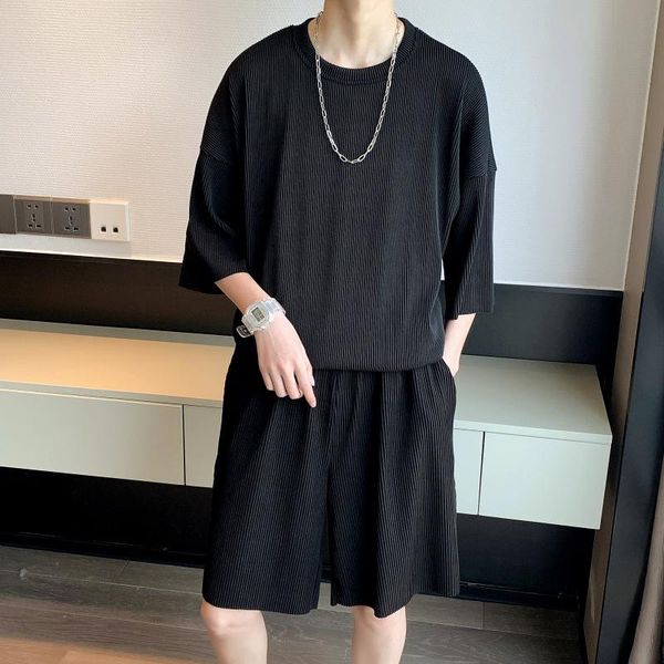 men's tracksuits summer wear ins stripe short sleeve t-shirt sports leisure suit korean youth loose shorts two piece set, Gray
men's tracksuits summer wear ins stripe short sleeve t-shirt sports leisure suit korean youth loose shorts two piece set, Gray