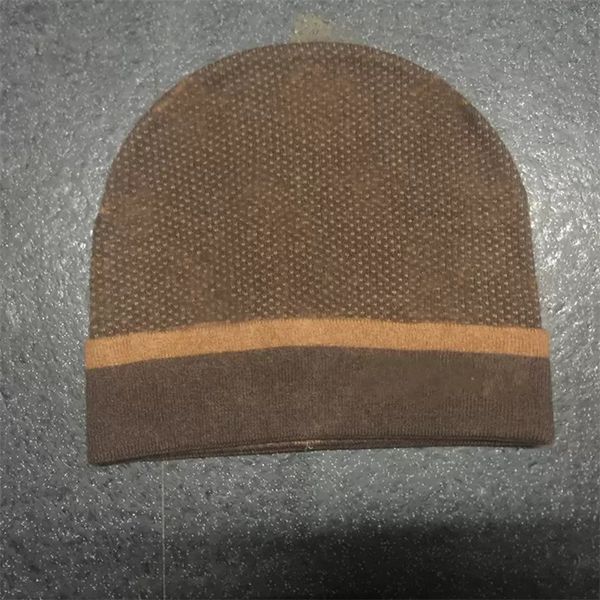 2022 mens beanie hat luxury skull hats knit hat ski cap bounce back face mask fitted winter cashmere casual outdoor high quality, Blue;gray
2022 mens beanie hat luxury skull hats knit hat ski cap bounce back face mask fitted winter cashmere casual outdoor high quality, Blue;gray
