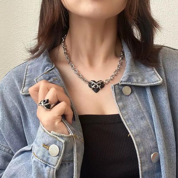 chokers creative punk gothic thorns love heart stainless steel chains necklace for women party jewelry gifts hallowen wholesale choker, Golden;silver
chokers creative punk gothic thorns love heart stainless steel chains necklace for women party jewelry gifts hallowen wholesale choker, Golden;silver
