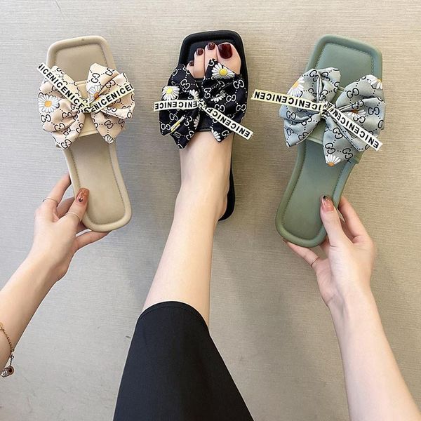 slippers 2021 women's summer go out net red fashion wear sandals beach shoes, Black
slippers 2021 women's summer go out net red fashion wear sandals beach shoes, Black