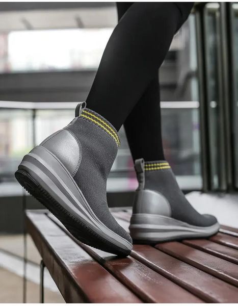 boots women's winter thick soled slope heel high help flying cotton shoes waterproof plush casual big size foot warm, Black
boots women's winter thick soled slope heel high help flying cotton shoes waterproof plush casual big size foot warm, Black