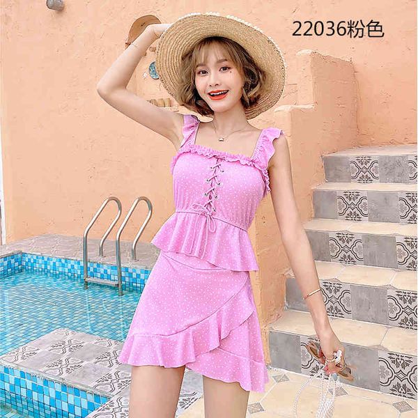 cover female student belly show thin split skirt two piece korean conservative small chest bikini swimsuit, White;black
cover female student belly show thin split skirt two piece korean conservative small chest bikini swimsuit, White;black