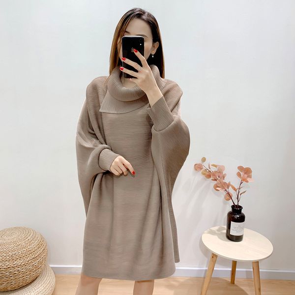 tianpei winter miyake plissado plus size turn-down collar blue designer lantern sleeve dress, Black;gray
tianpei winter miyake plissado plus size turn-down collar blue designer lantern sleeve dress, Black;gray