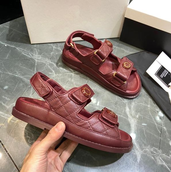 2022 womens man luxury designer slippers summer sandals beach slide slippers ladies flip flops loafers embroidered floral sneakers chlena11#, Black
2022 womens man luxury designer slippers summer sandals beach slide slippers ladies flip flops loafers embroidered floral sneakers chlena11#, Black
