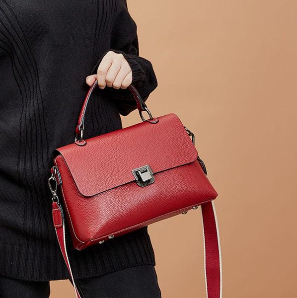 evening bags luxury genuine cow leather women's messenger tote brand small cowhide lady handbag crossbody bag 2021
evening bags luxury genuine cow leather women's messenger tote brand small cowhide lady handbag crossbody bag 2021