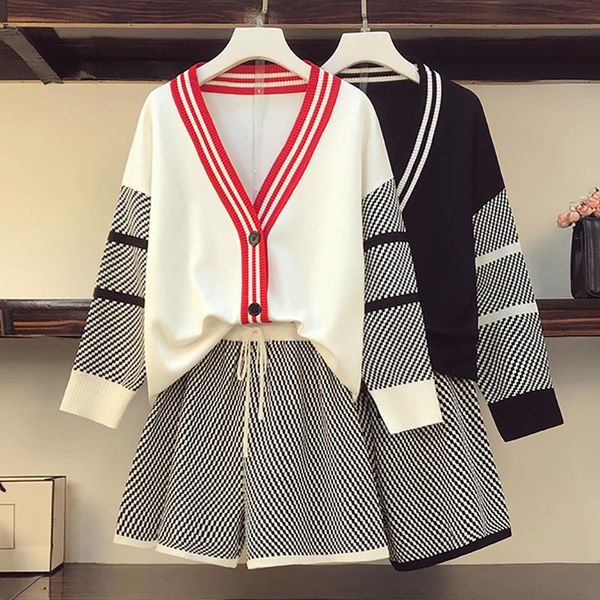 women's tracksuits plus size knitted clothing 2021 spring fashion v-neck contrast knit cardigan plaid shorts age reduction suit, Gray
women's tracksuits plus size knitted clothing 2021 spring fashion v-neck contrast knit cardigan plaid shorts age reduction suit, Gray