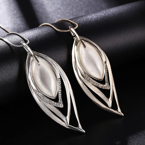 pendant necklaces elegant white opal stone leaf women snake chain dress sweater shopping party accessories, Silver
pendant necklaces elegant white opal stone leaf women snake chain dress sweater shopping party accessories, Silver