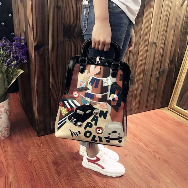 bag holder2021 new italian splicing color contrast hand backpack women's bag fashion versatilehandbag hook
bag holder2021 new italian splicing color contrast hand backpack women's bag fashion versatilehandbag hook