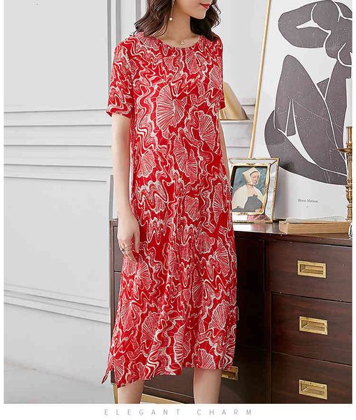 dress sellinf miyake short sleeve round collar fold print loose, Black;gray
dress sellinf miyake short sleeve round collar fold print loose, Black;gray